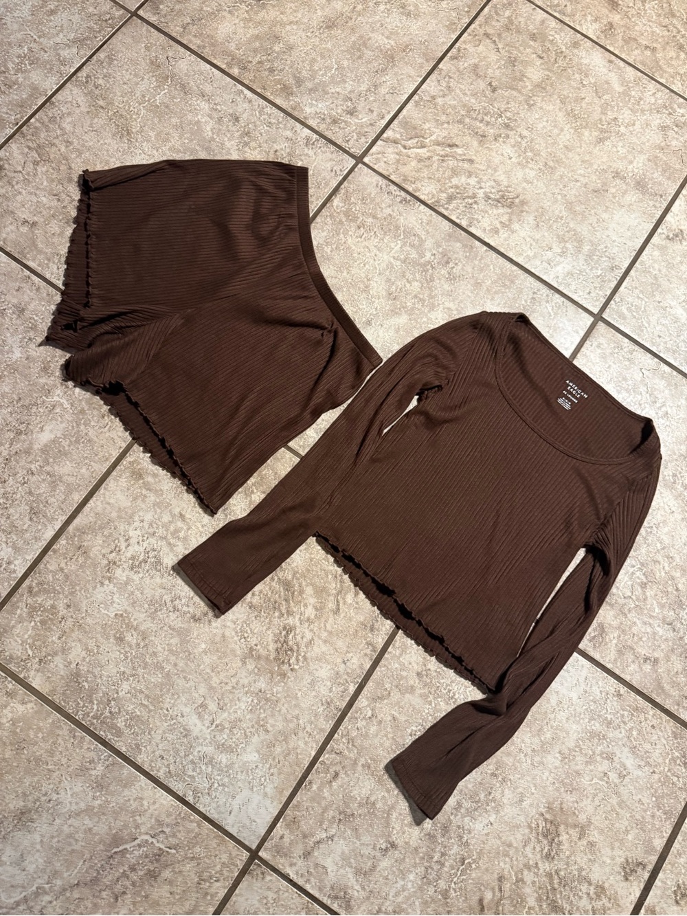 AE Lounge set Ribbed Long Sleeve Top and Shorts Set - Brown